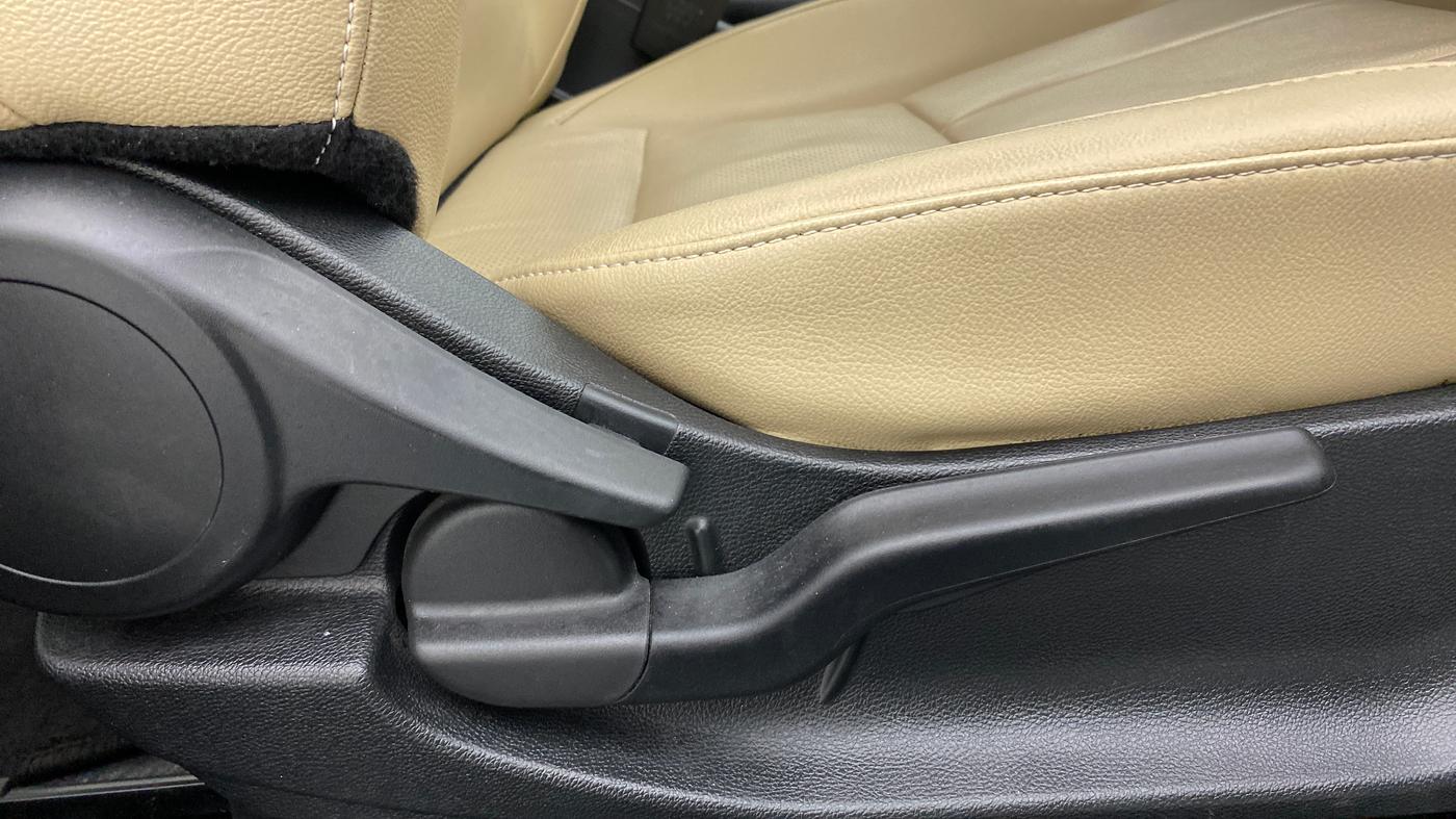 2022 Honda City 1.5L I-VTEC ZX CVT, Petrol, Automatic, 17,754 km, Driver Side Adjustment Panel