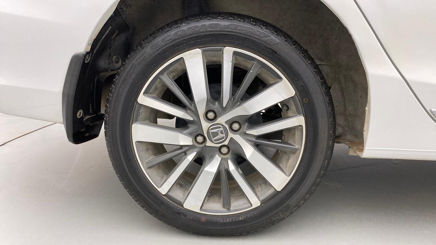 2022 Honda City 1.5L I-VTEC ZX CVT, Petrol, Automatic, 17,754 km, Right Rear Wheel