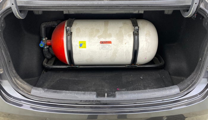 2021 Hyundai AURA S 1.2 CNG, CNG, Manual, 90,738 km, Boot Inside