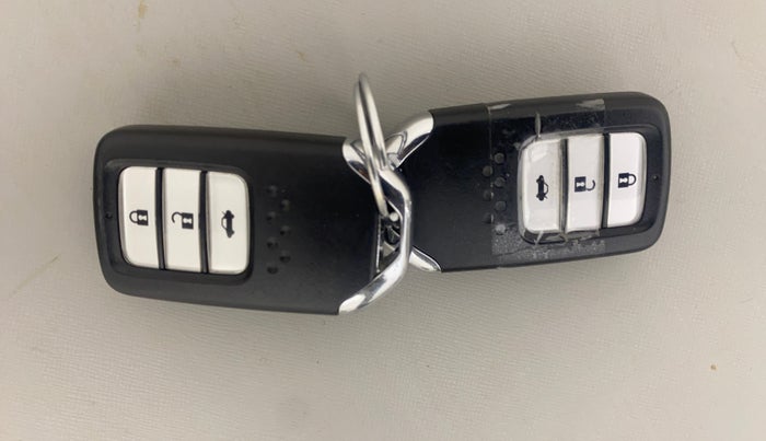 2017 Honda City 1.5L I-VTEC V MT, Petrol, Manual, 50,031 km, Key Close Up