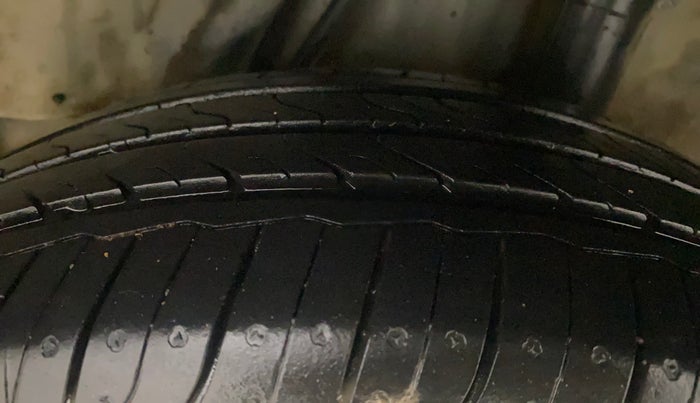 2017 Honda City 1.5L I-VTEC V MT, Petrol, Manual, 50,031 km, Left Rear Tyre Tread