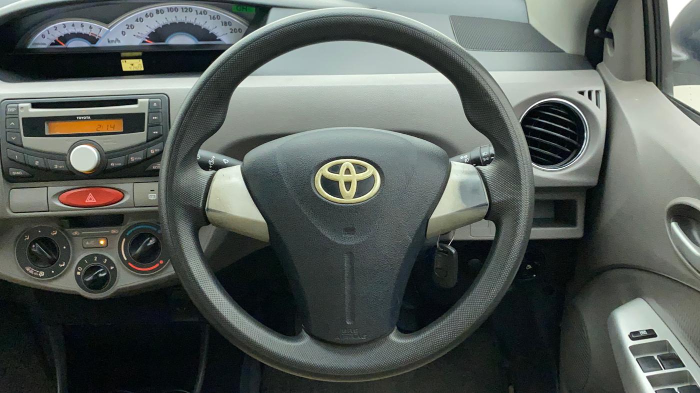 2011 Toyota Etios V, Petrol, Manual, 41,422 km, Steering Wheel Close Up
