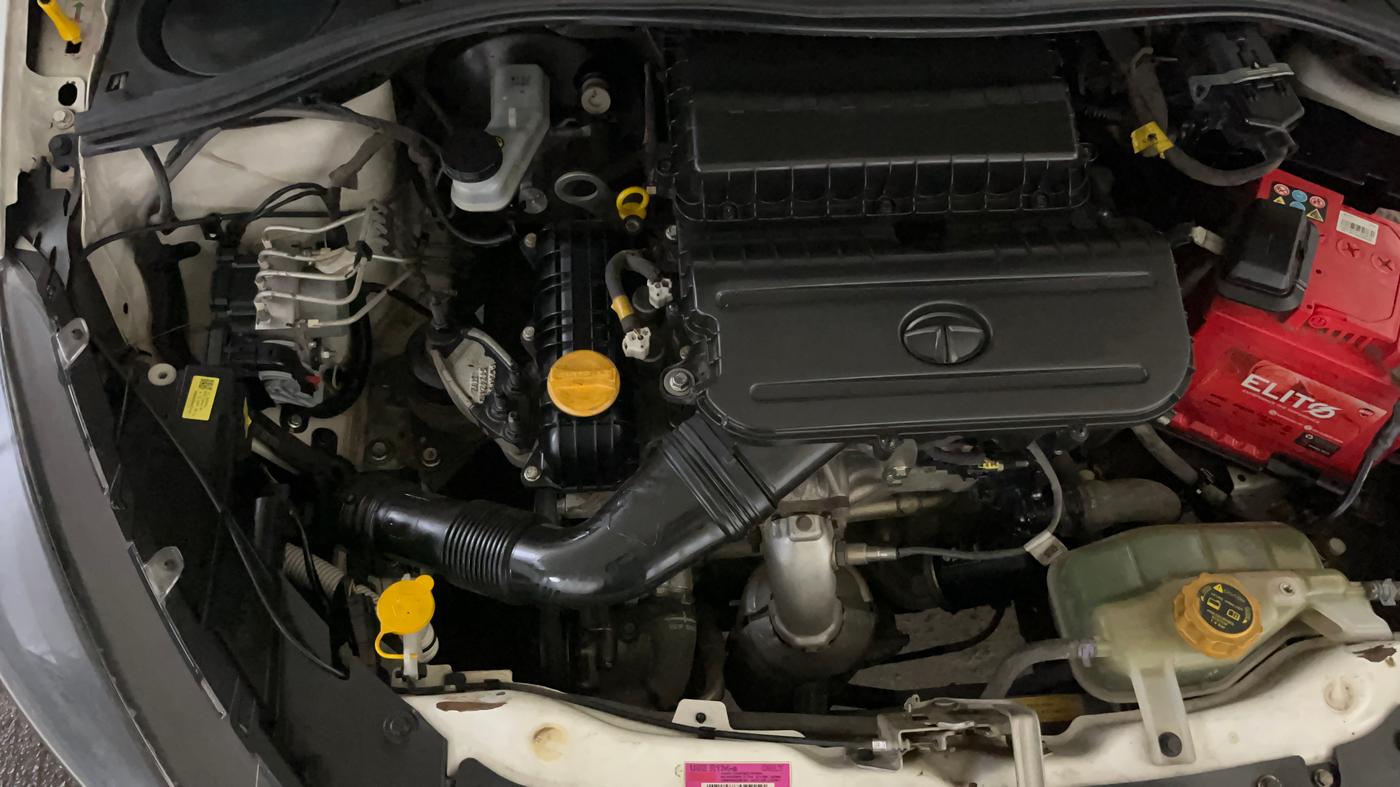 2021 Tata Tiago XZA PLUS PETROL, Petrol, Automatic, 59,260 km, Engine View - Right