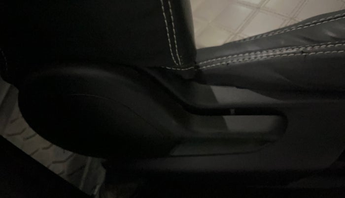 2021 Tata Tiago XZA PLUS PETROL, Petrol, Automatic, 59,164 km, Driver Side Door Panels Control