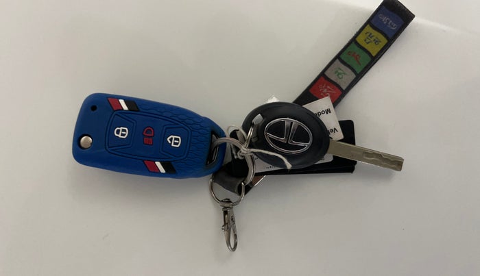 2021 Tata Tiago XZA PLUS PETROL, Petrol, Automatic, 59,164 km, Key Close Up