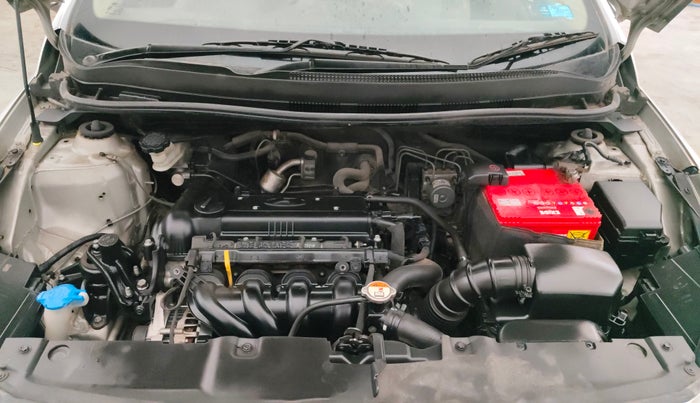2013 Hyundai Verna FLUIDIC 1.6 VTVT SX, Petrol, Manual, 50,683 km, Engine View
