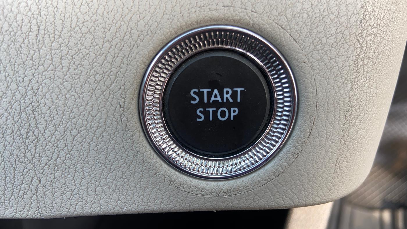 2022 Nissan MAGNITE XV TURBO CVT DUAL TONE, Petrol, Automatic, 58,673 km, Keyless Start/ Stop Button