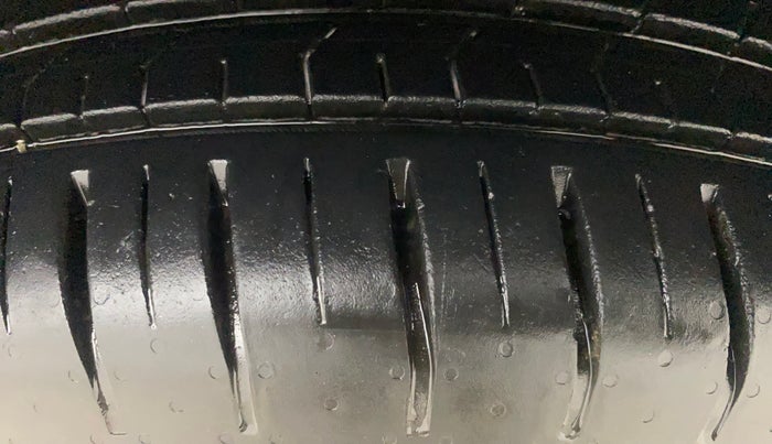 2023 Tata PUNCH CREATIVE  AMT, Petrol, Automatic, 13,899 km, Left Rear Tyre Tread