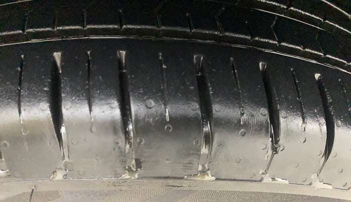 2023 Tata PUNCH CREATIVE  AMT, Petrol, Automatic, 13,899 km, Left Front Tyre Tread