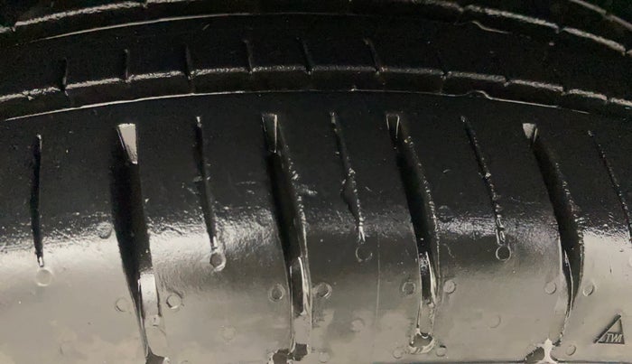 2023 Tata PUNCH CREATIVE  AMT, Petrol, Automatic, 13,899 km, Right Front Tyre Tread