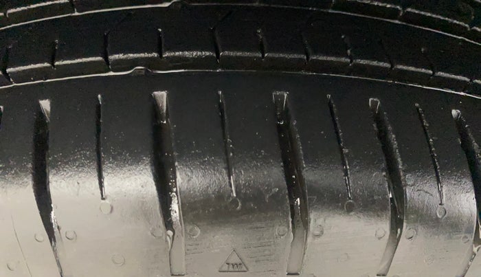 2023 Tata PUNCH CREATIVE  AMT, Petrol, Automatic, 13,899 km, Right Rear Tyre Tread