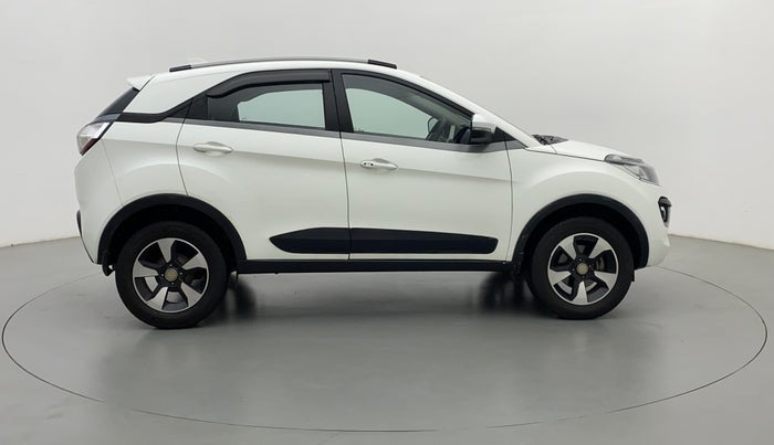 2017 Tata NEXON XZ+ 1.2, Petrol, Manual, 78,841 km, Right Side