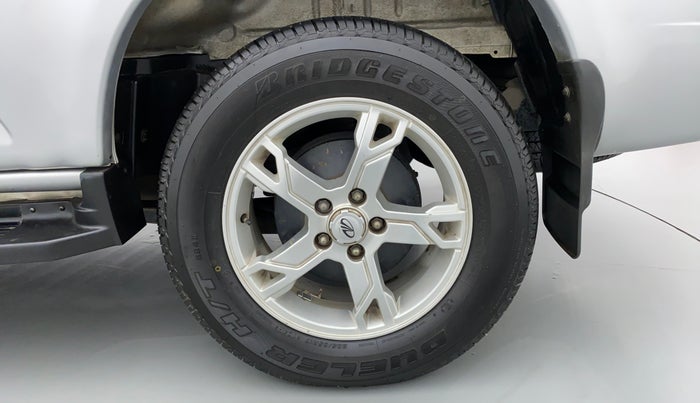 2017 Mahindra Scorpio S10 Intelli Hybrid 2WD, Diesel, Manual, 52,133 km, Left Rear Wheel