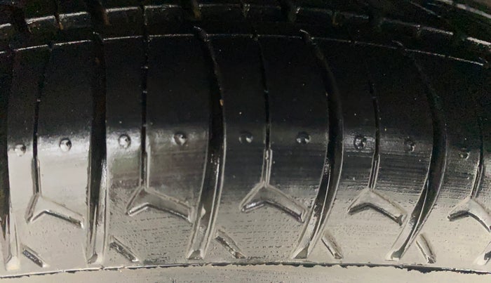 2013 Hyundai i10 SPORTZ 1.2, Petrol, Manual, 40,110 km, Left Front Tyre Tread