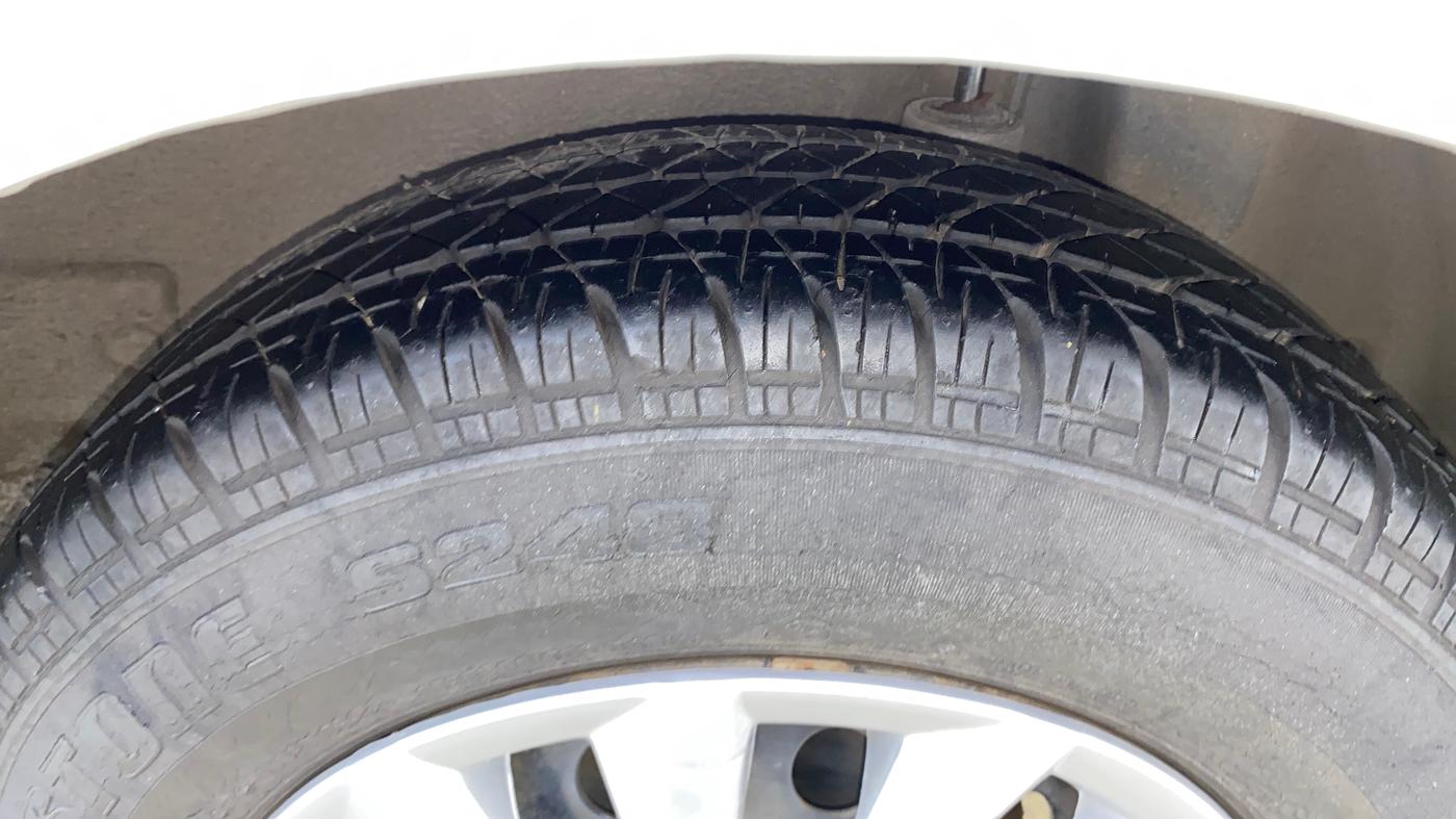 2015 Maruti Ritz VXI, Petrol, Manual, 18,400 km, Left Rear Tyre Tread
