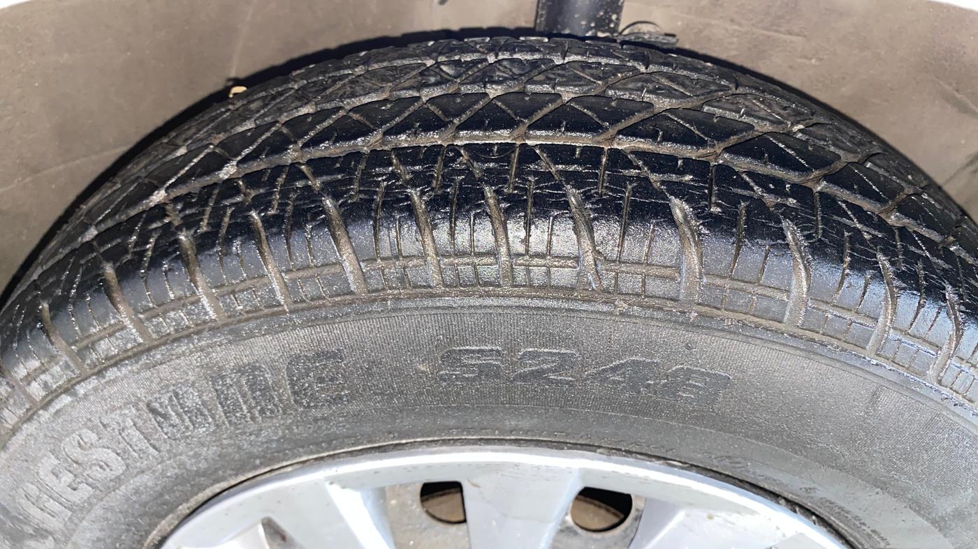 2015 Maruti Ritz VXI, Petrol, Manual, 18,400 km, Right Front Tyre Tread