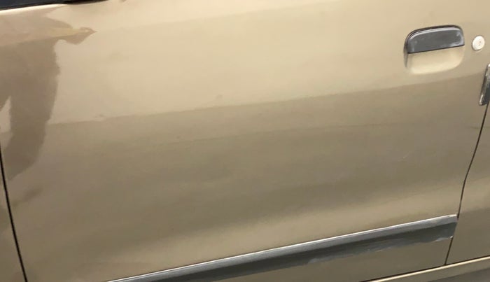 2014 Maruti Wagon R 1.0 LXI, Petrol, Manual, 20,627 km, Front passenger door - Slightly dented