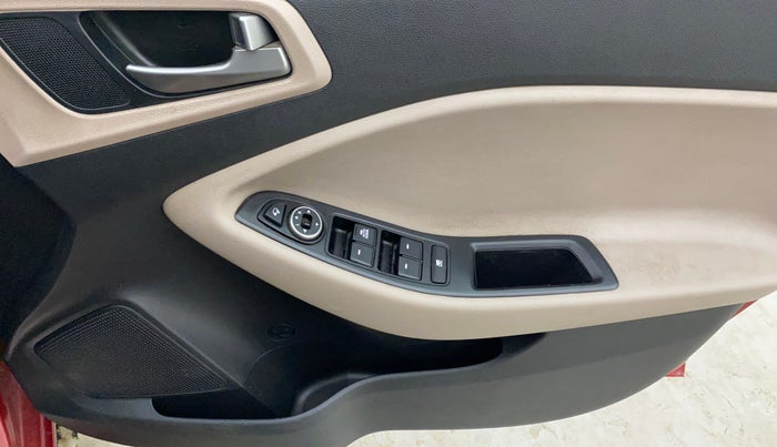 2016 Hyundai Elite i20 SPORTZ 1.2, Petrol, Manual, 43,949 km, Driver Side Door Panels Control