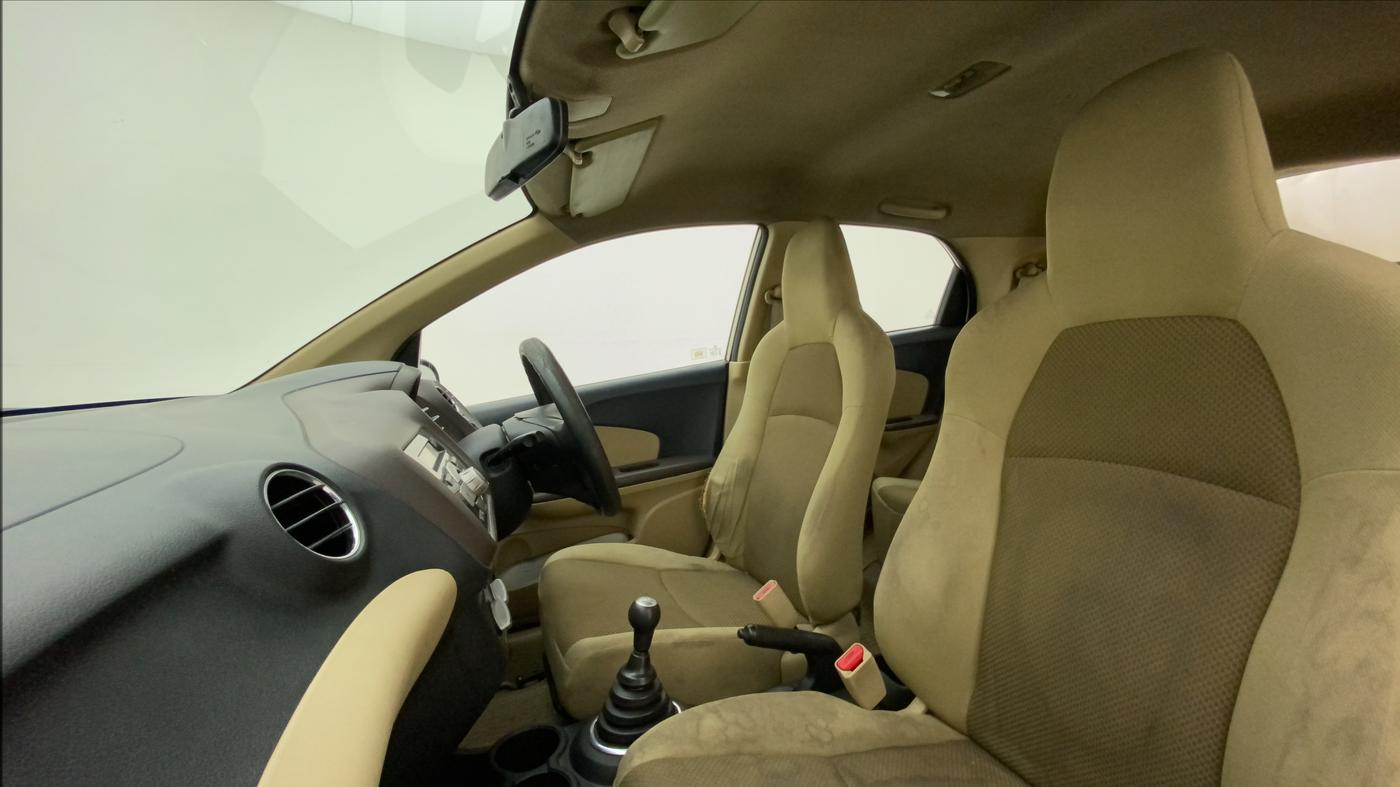 2012 Honda Brio V MT, Petrol, Manual, 91,495 km, Right Side Front Door Cabin