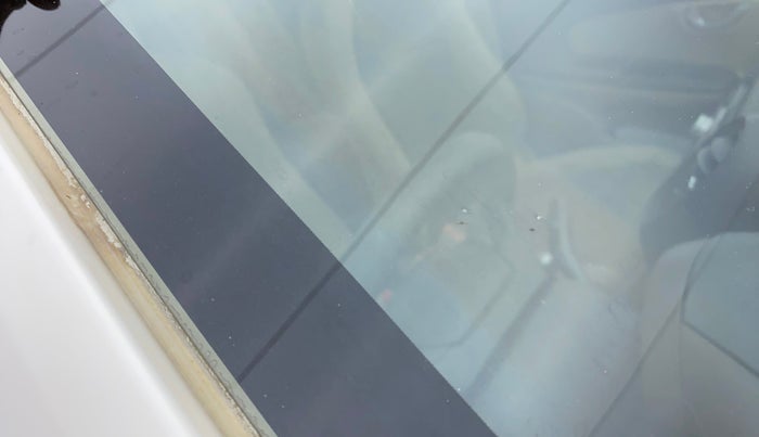 2012 Honda Brio V MT, Petrol, Manual, 91,495 km, Front windshield - Minor spot on windshield
