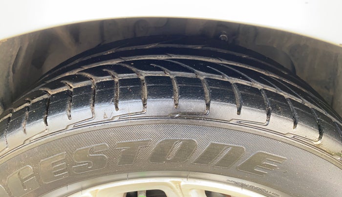 2015 Ford Ecosport TITANIUM 1.5L DIESEL, Diesel, Manual, 72,641 km, Left Front Tyre Tread