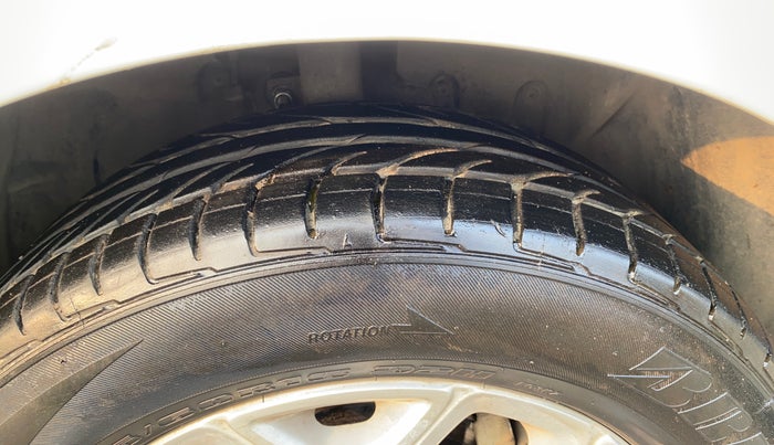 2015 Ford Ecosport TITANIUM 1.5L DIESEL, Diesel, Manual, 72,641 km, Right Front Tyre Tread