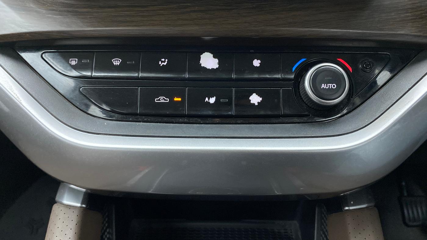 2019 Tata Harrier XZ 2.0L Kryotec, Diesel, Manual, 89,297 km, Automatic Climate Control