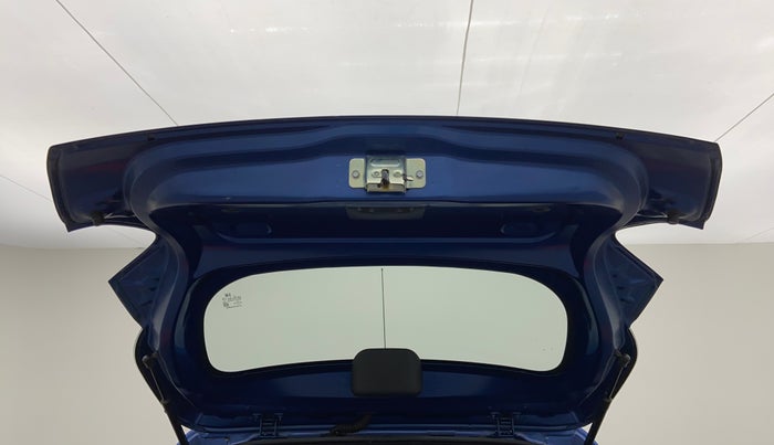 2017 Renault Kwid CLIMBER 1.0 AT, Petrol, Automatic, 26,800 km, Boot Door Open