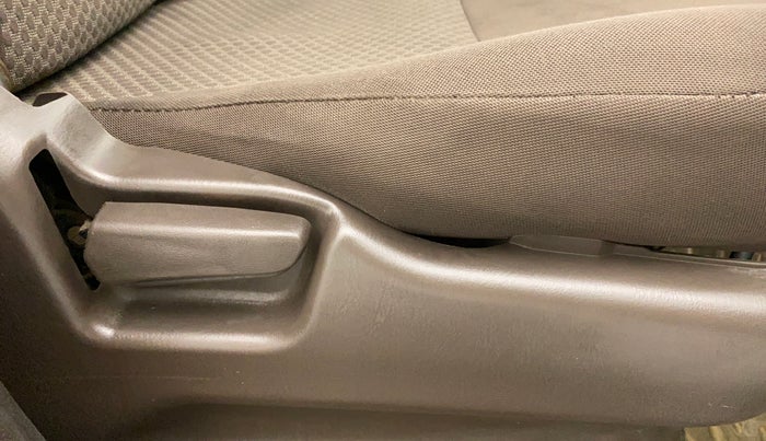 2012 Maruti Zen Estilo LXI CNG, CNG, Manual, 54,758 km, Driver Side Adjustment Panel