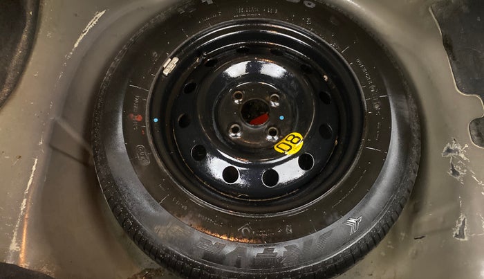 2016 Maruti Swift Dzire ZXI, Petrol, Manual, 96,441 km, Spare Tyre