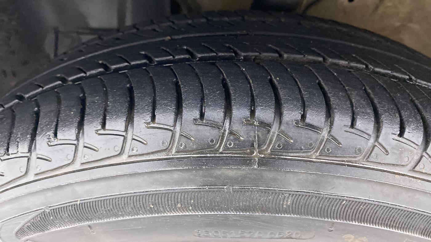 2020 Maruti New Wagon-R VXI 1.0, Petrol, Manual, 15,337 km, Left Front Tyre Tread