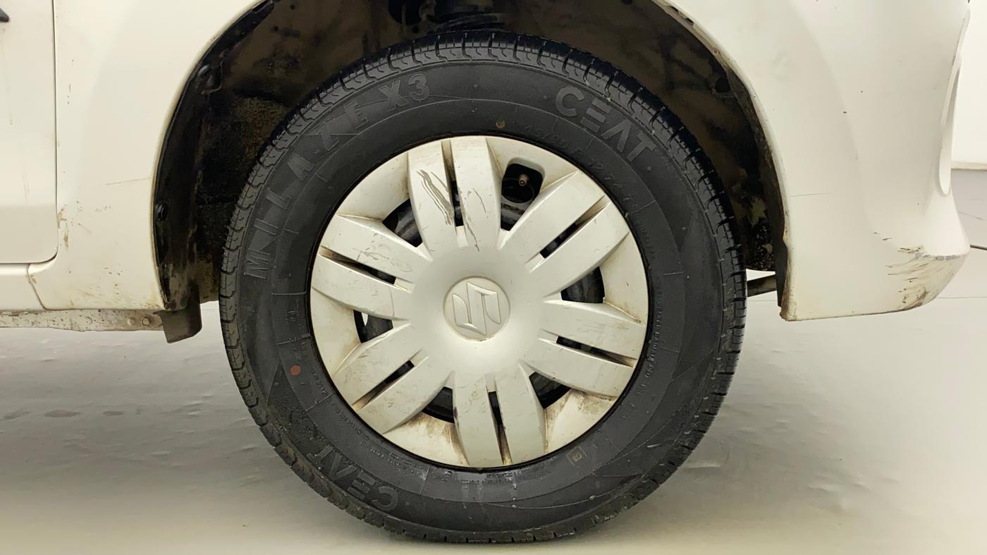 2016 Maruti Alto 800 VXI AIRBAG, CNG, Manual, 64,399 km, Right Front Wheel