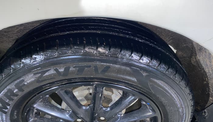 2016 Maruti Baleno DELTA PETROL 1.2, Petrol, Manual, 44,891 km, Left Rear Tyre Tread