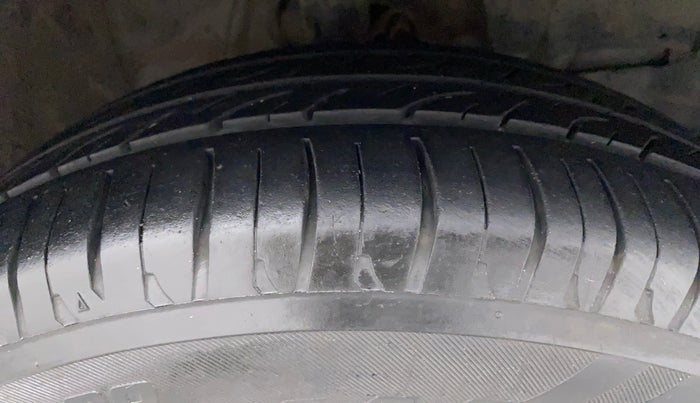 2017 Honda Jazz 1.2L I-VTEC V AT, Petrol, Automatic, 61,312 km, Right Front Tyre Tread