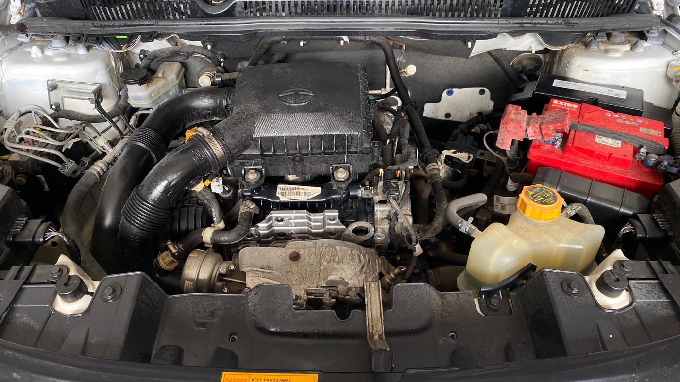 2022 Tata NEXON XM SUNROOF PETROL, Petrol, Manual, 14,220 km, Engine View