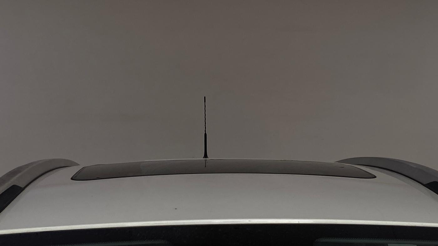 2022 Tata NEXON XM SUNROOF PETROL, Petrol, Manual, 14,220 km, Moonroof/ Sunroof