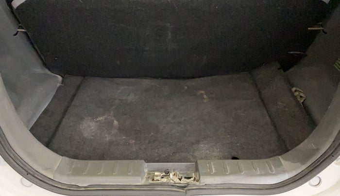 2015 Maruti Alto 800 LXI, Petrol, Manual, 74,458 km, Boot Inside