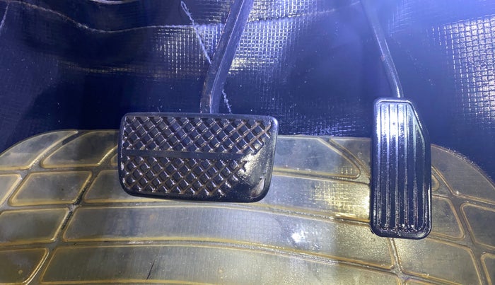 2016 Honda BR-V 1.5L I-VTEC V CVT, Petrol, Automatic, 48,449 km, Pedals