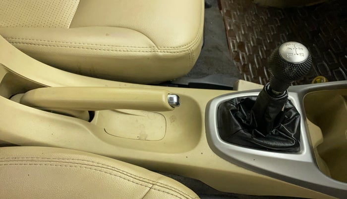 2010 Honda City 1.5L I-VTEC V MT, Petrol, Manual, 72,888 km, Gear Lever