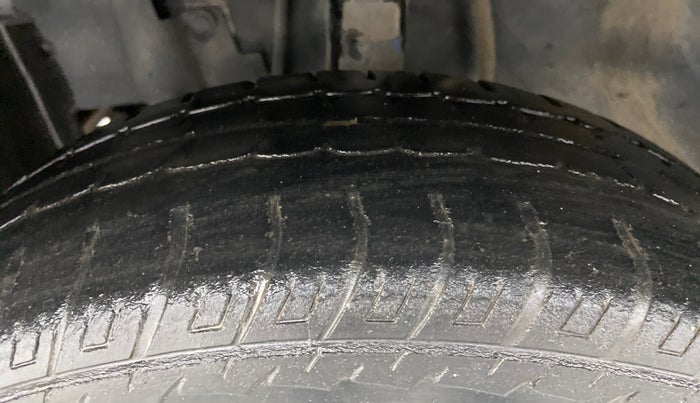 2017 Datsun Go T, Petrol, Manual, 33,298 km, Left Front Tyre Tread