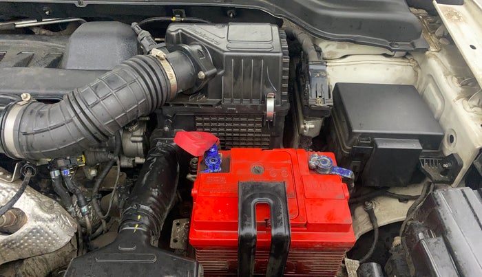 2021 Mahindra XUV300 W8 (O) 1.5 DIESEL, Diesel, Manual, 62,543 km, Engine View - Left