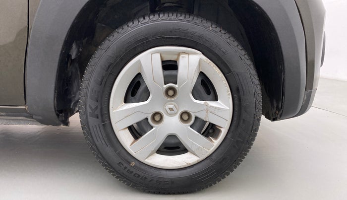 2018 Renault Kwid 1.0 RXT Opt AT, Petrol, Automatic, 73,284 km, Right Front Wheel
