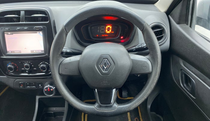 2018 Renault Kwid 1.0 RXT Opt AT, Petrol, Automatic, 73,284 km, Steering Wheel Close Up