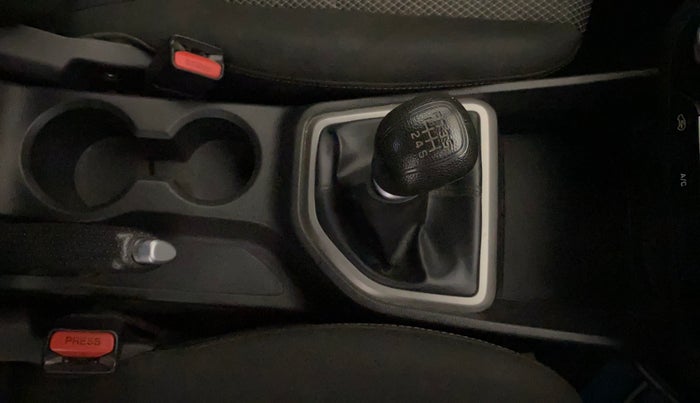 2017 Hyundai Creta E PLUS 1.6 PETROL, Petrol, Manual, 52,817 km, Gear Lever