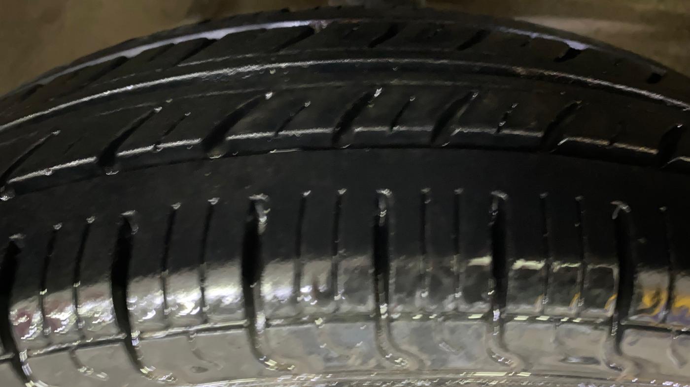 2017 Maruti Alto 800 VXI, Petrol, Manual, 61,848 km, Right Front Tyre Tread