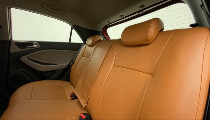 2019 Hyundai Elite i20 ASTA 1.2 (O), Petrol, Manual, 38,450 km, Right Side Rear Door Cabin