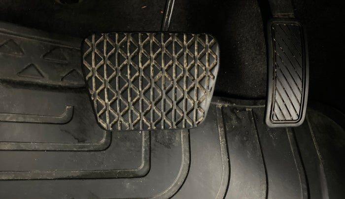 2017 Ford Ecosport TITANIUM 1.5L PETROL AT, Petrol, Automatic, 39,556 km, Pedals