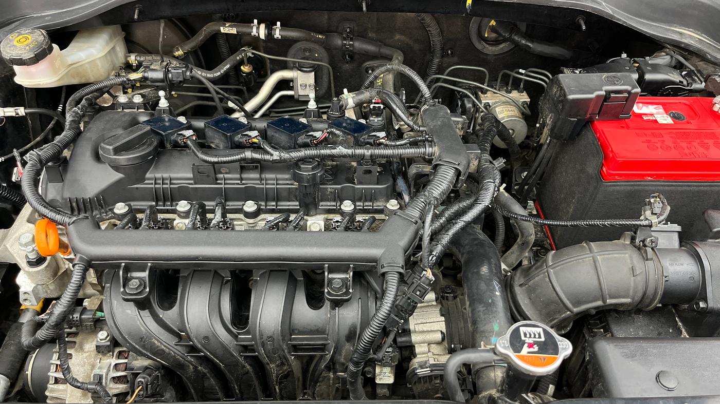 2022 KIA SONET HTK PLUS 1.2, Petrol, Manual, 32,170 km, Engine View