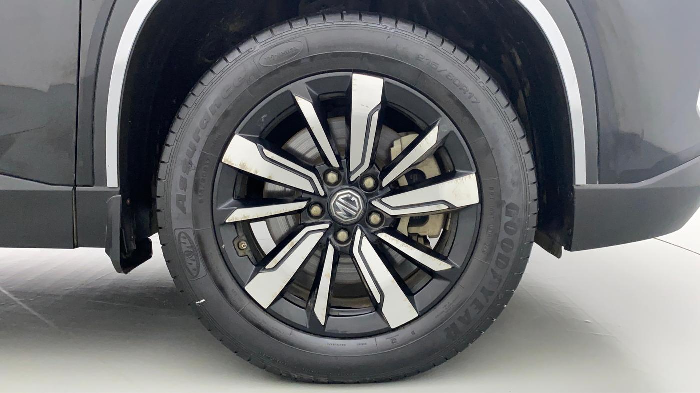 2019 MG HECTOR SHARP DCT PETROL, Petrol, Automatic, 34,434 km, Right Front Wheel