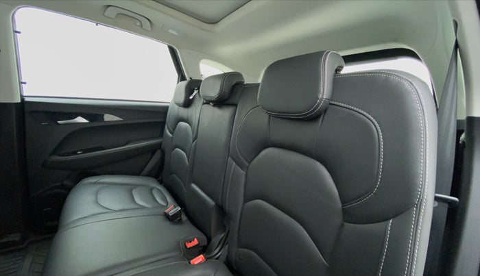2019 MG HECTOR SHARP DCT PETROL, Petrol, Automatic, 34,434 km, Right Side Rear Door Cabin
